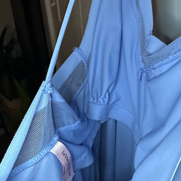 LA VIE EN ROSE | Elegant Blue Slip Dress - Picture 8 of 11